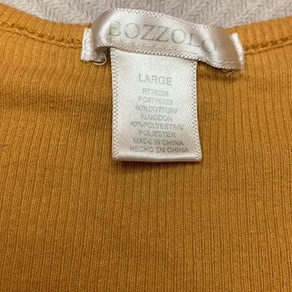 Bozzolo Yellow Crop Top - Picture 3 of 5